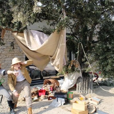 L'anniversaire d'explorateurs avec la mascotte dinosaure ou Dora